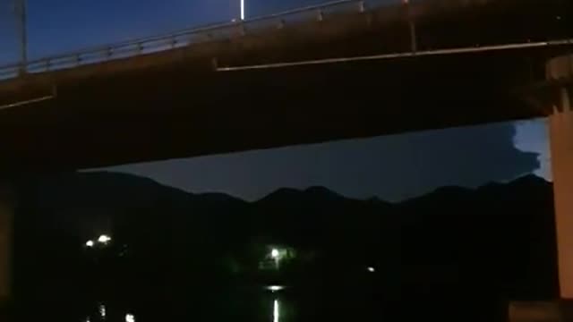 It's not a missile, it's a lightning bolt. haha