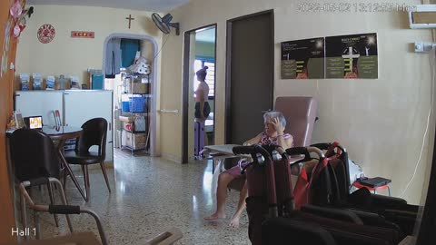 hallfront day n night 20220502