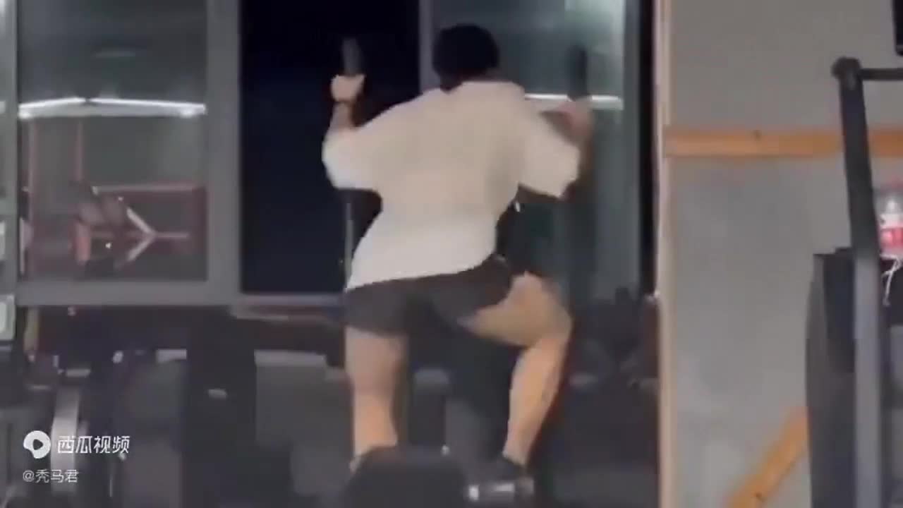 Chinese Old Men show The end of exercise as we know it 😂😂😂