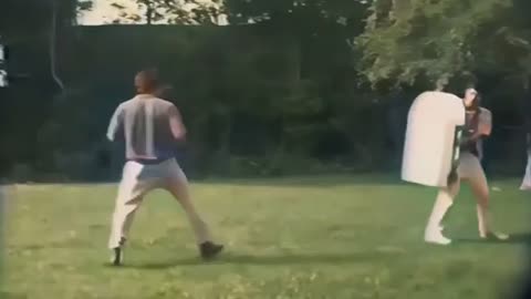 Απο τα σπανια του βιντεο προπονησης Bruce Lee