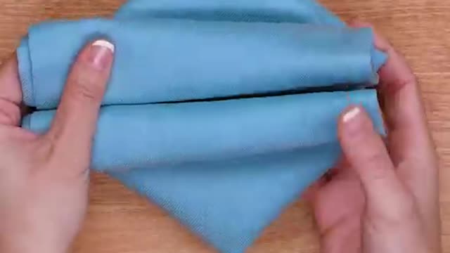 Card Napkin Fold For your Holiday Table