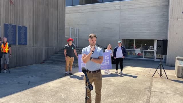 Dr. Matt Strauss Acting MOH speaks at Western University against the vax mandate