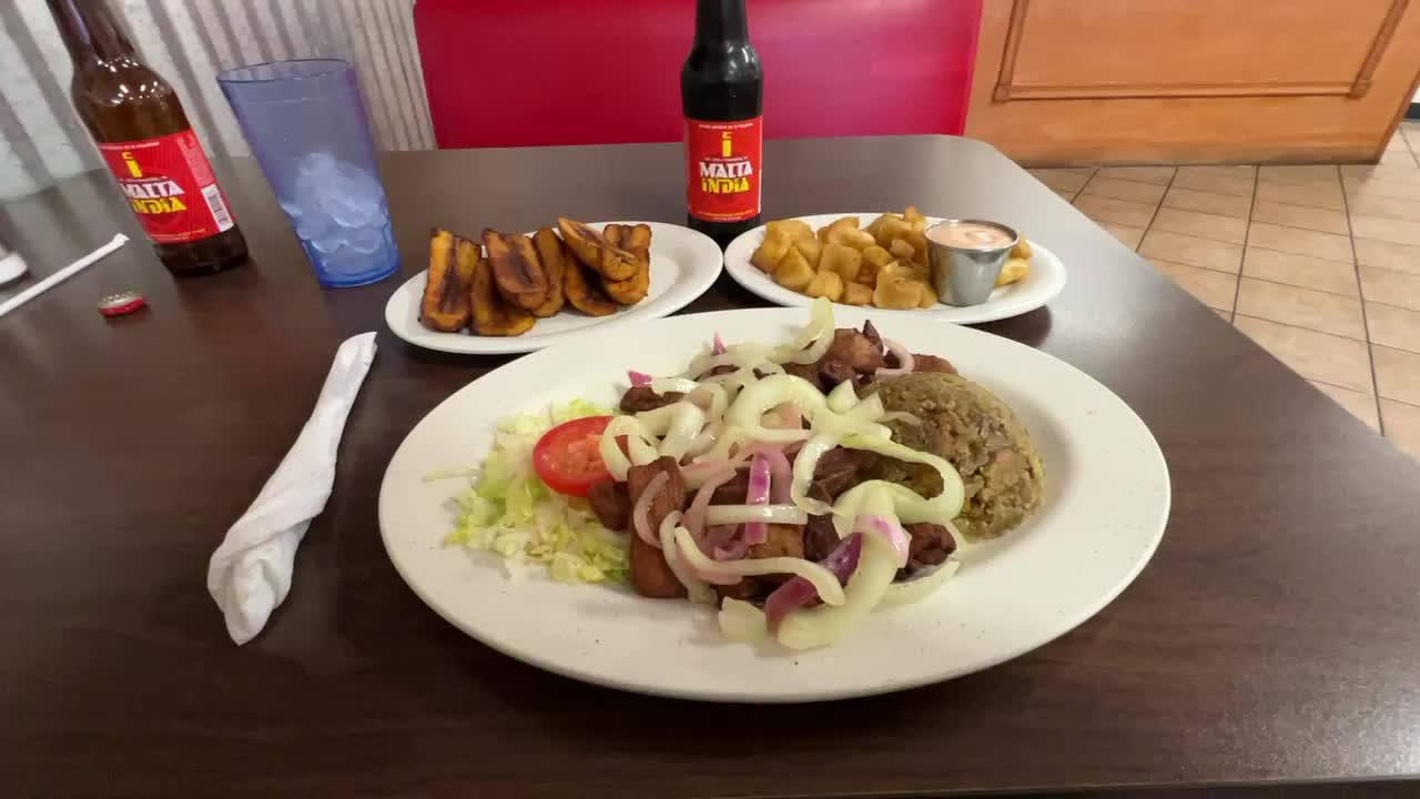 MEAL OF THE DAY MOFUNGO AT COLOMBIANO RESTAURANT