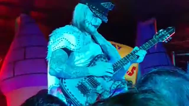 John 5 - Beat It (Michael Jackson Cover) @ The Brass Monkey Ottawa, March 22th 2019