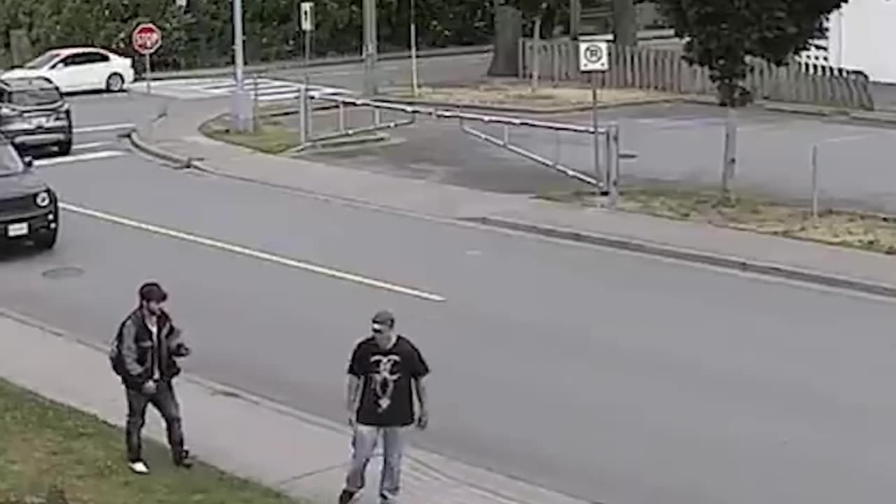 Man Confronts Bike Thief