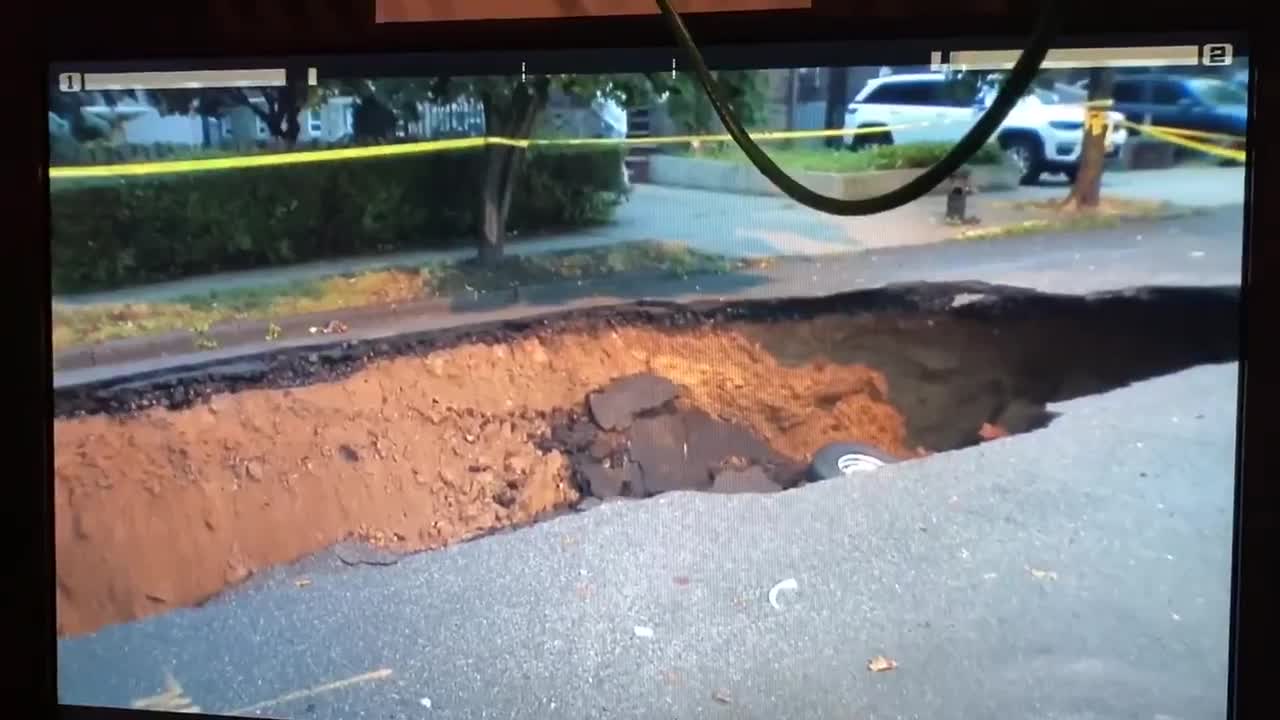 Massive Sinkhole in Bronx Swallows Van!