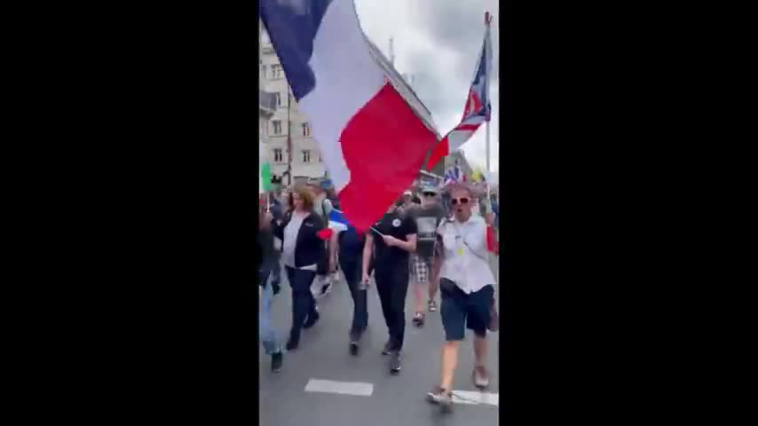 The French are Protesting & Resisting the NWO