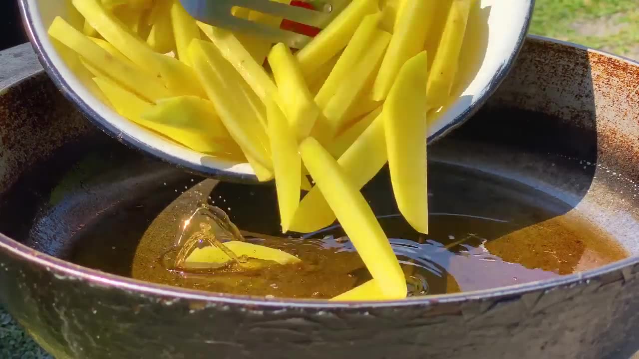 A Couple Cooks HUGE PAPA BURGER and Little Kids Burgers in the Wilderness