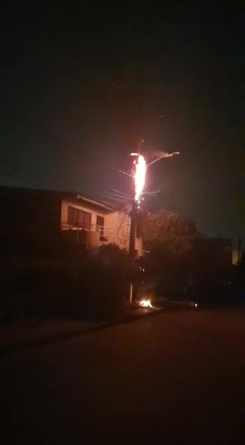 Barrio Chino: incendio en transformador casi provoca tragedia