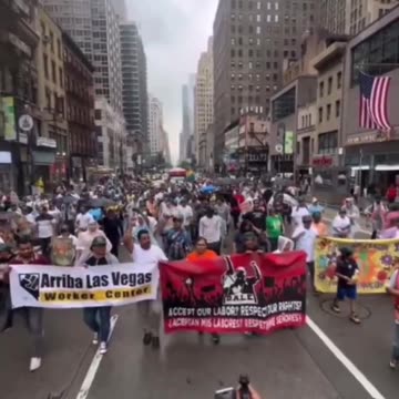 Illegal Aliens are Marching in New York City Shouting “Abolish Ice”
