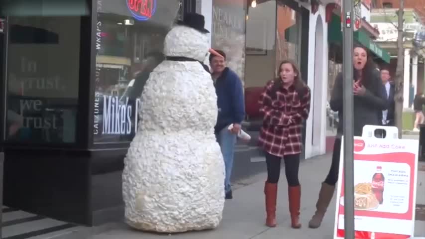 street snowman so funny!!
