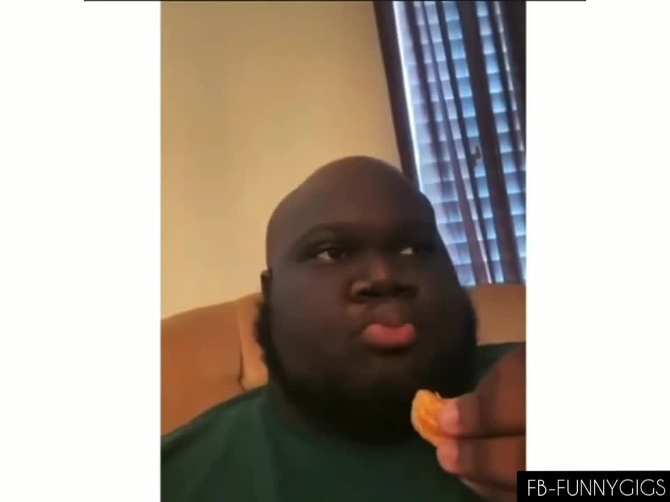 He makes a perfect remix of TikTok😝