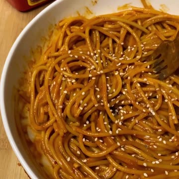 "A Taste of Seoul: Exploring the Irresistible World of Korean Style Noodles!"