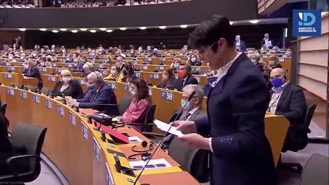 Christine Anderson smackdowns Justin Trudeau at the EU!