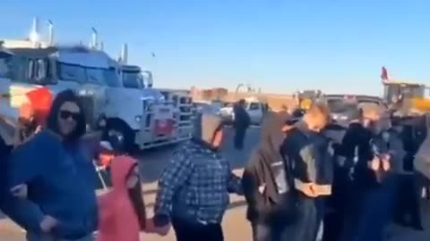 Freedom Convoy Unite and Lock Arms in Milk River, AB