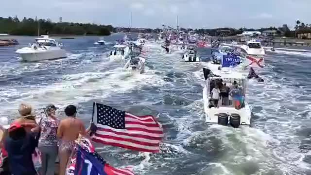 Trump boat parade in Jupiter Florida