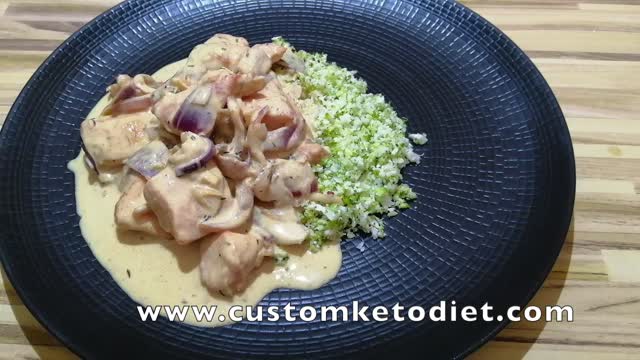 Keto Recipes - Keto Creamy Chicken - Keto Diet