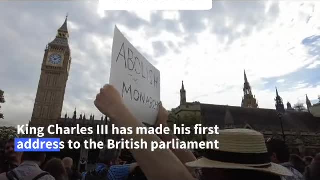 UK 🇬🇧 Citizens Protest; we want a President, NOT a king