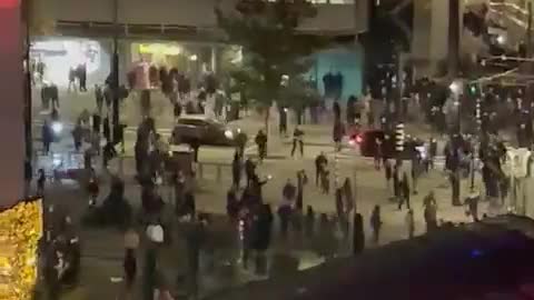 Holland: Reports of police shooting at anti lockdown protesters in Rotterdam!