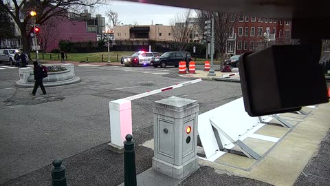 0794KIO00K9NJ-DSE_2021-01-06_16h34min39s520ms.mp4