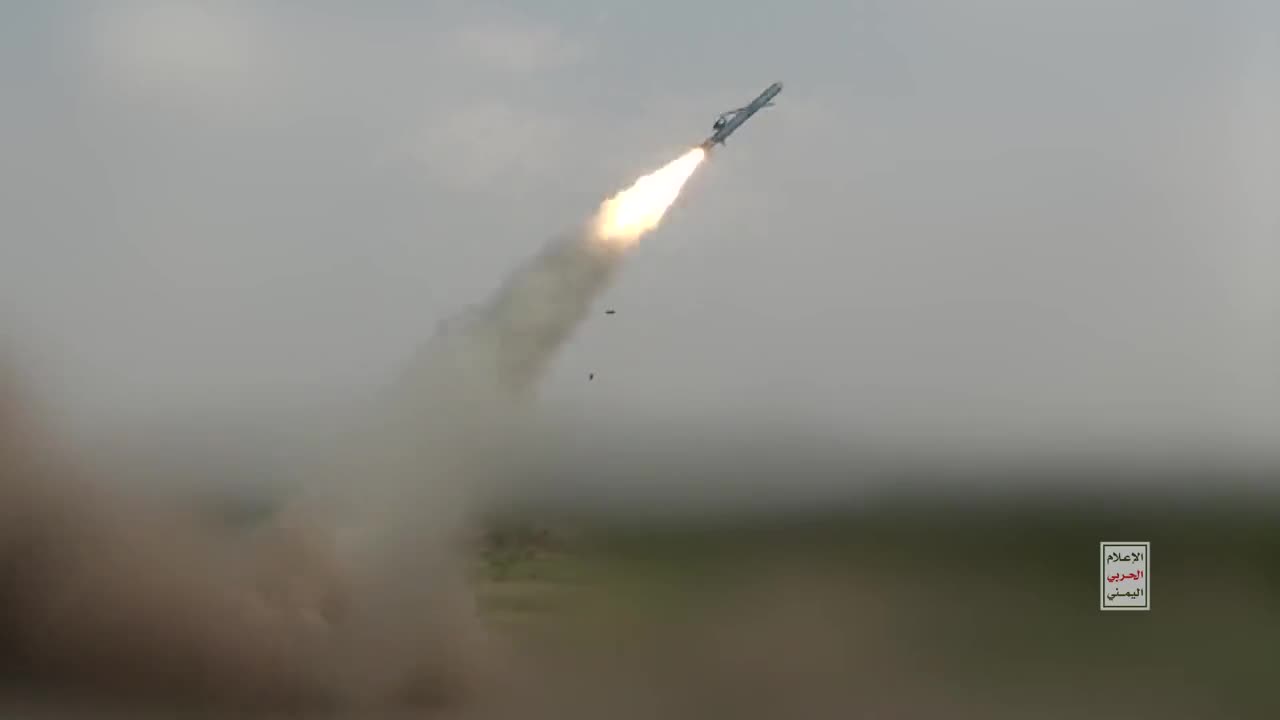Resources of the Yemeni Houthis publish footage of missiles and drones being launched at Israel.