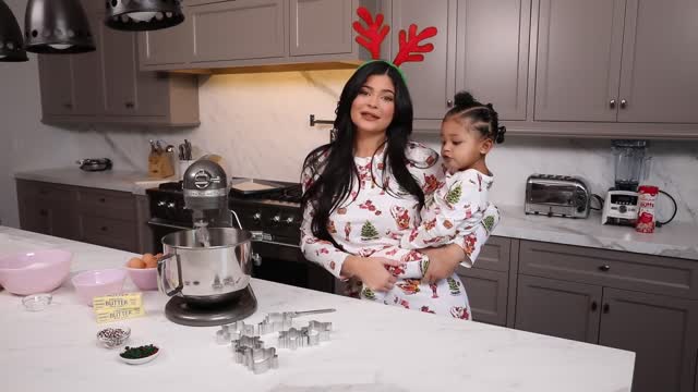 Kylie Jenner_ Christmas Cookies With Stormi