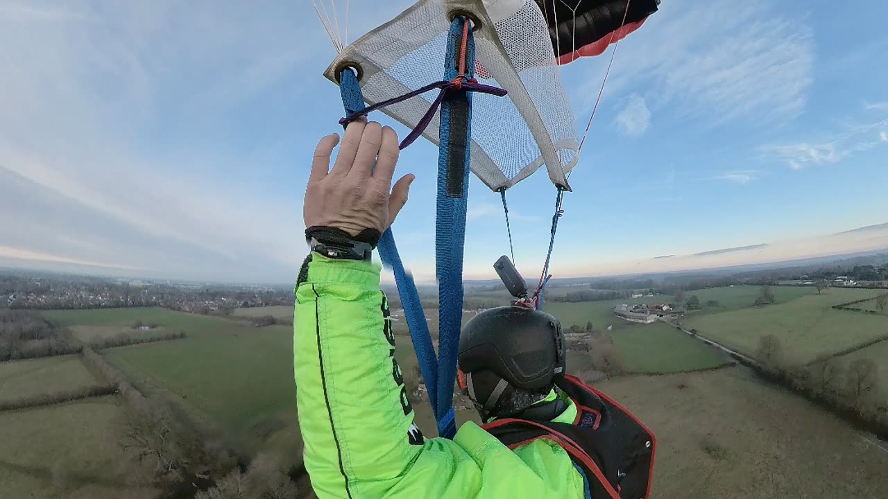 My First Tracking BASE Jumping from a Paramotor