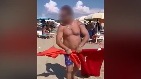 Hoqi dhe hodhi flamurin turk ne Gjirin e Lalzit