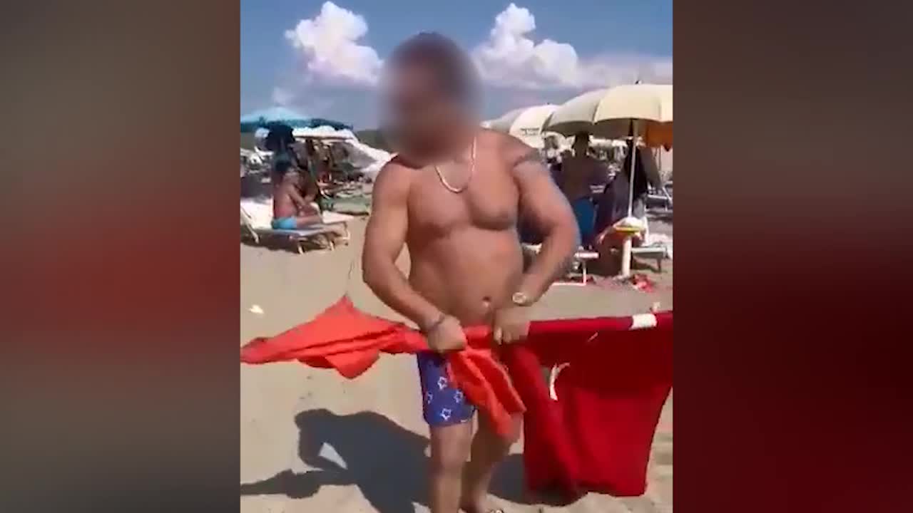 Hoqi dhe hodhi flamurin turk ne Gjirin e Lalzit