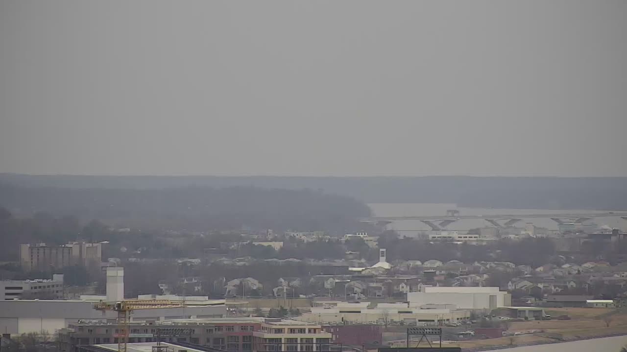 Camera0901USCDLADomeSouth_2021-01-06_Starting_at_10h20min01s857ms.mp4