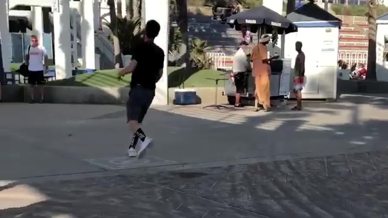 Skateboard Fail