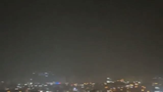 Isn't the night view of the fog so beautiful in Korea? Let's get out together