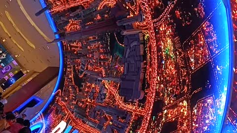 Dubai Mall good girl for video vlog and amazing place for Dubai