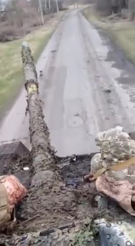 UKRANIAN SOLDIERS RETURN WITH LOOTS #UKRAINE