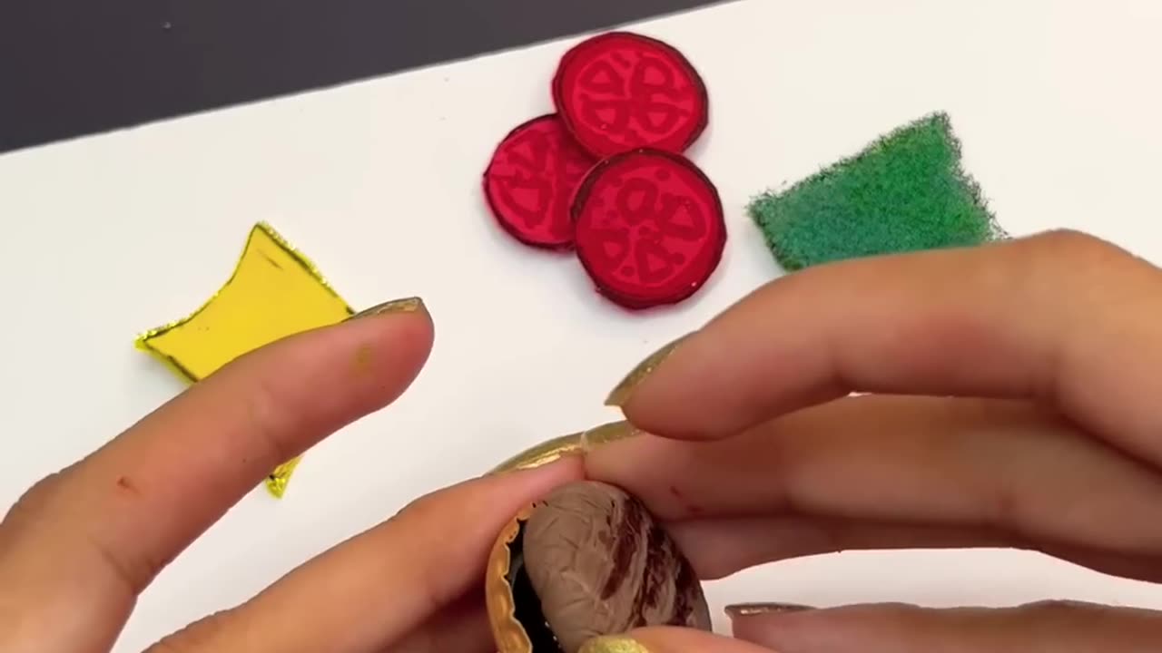 Burger keychain