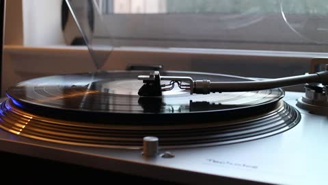 Adele - Hometown Glory (2008 HQ Vinyl Rip) - Technics 1200G Goldring G1042