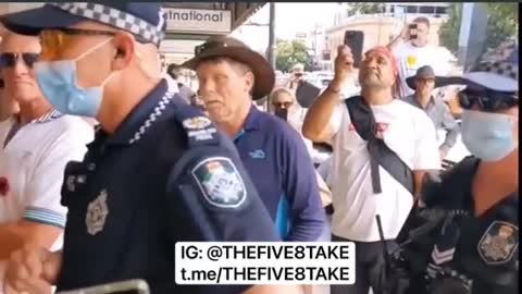Queensland (Australia) block the Police