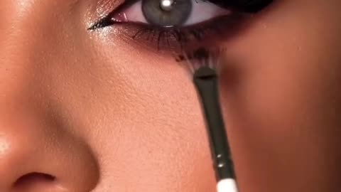 Beautiful Eyeshadow Makeup Tutorial