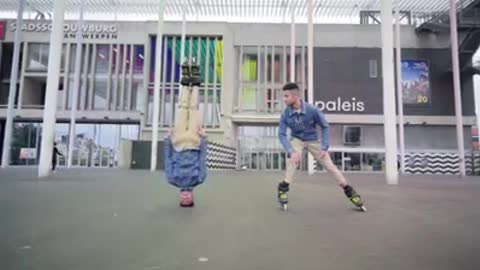 Watch the amazing twins movements in 30 seconds.