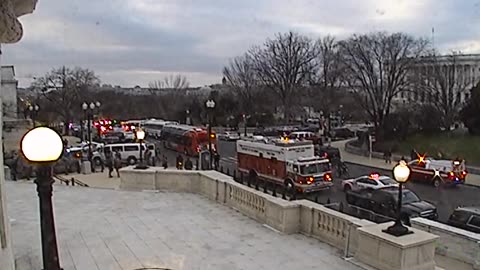 5144CHOB02RotundaExitExterior_2021-01-06_16h00min00s847ms.mp4