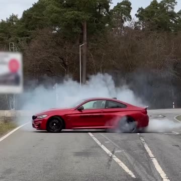 BMW Convertible or coupe—what's your style? 🚗🌞