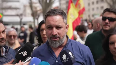 VOX da a BilduPNV prisión e ilegalización a cambio de referéndum