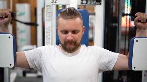 Man working out at the gym