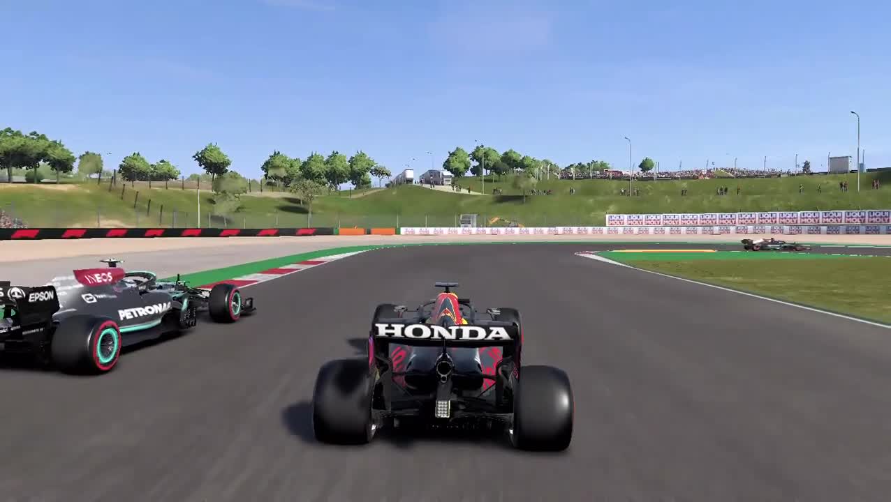 Side By Side Battle Bottas Vs Max Portimao