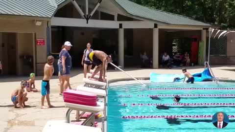 Try Not To Laugh - Funny Babies Playing With Water Pools