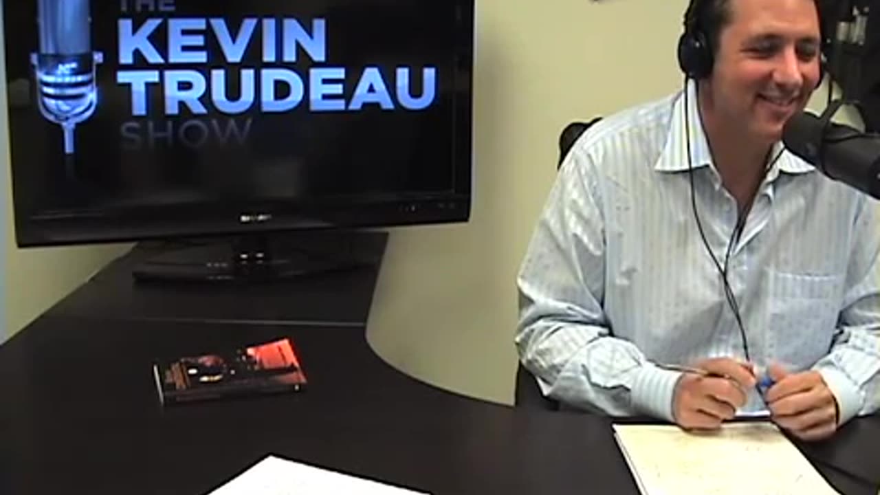 Kevin Trudeau - Economy, Obama, NWO