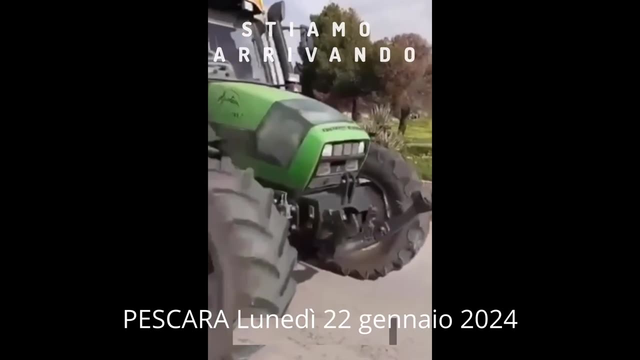 LE RIVOLTE DEGLI AGRICOLTORI CHE LE TV NON VI FANNO VEDERE