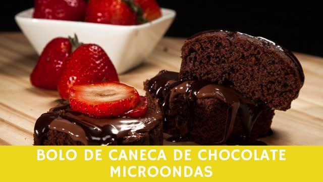 BOLO DE CANECA DE CHOCOLATE