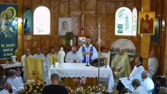 Ojciec Daniel Galus przestrzega przed śmiercionośnymi Szczypawkami!