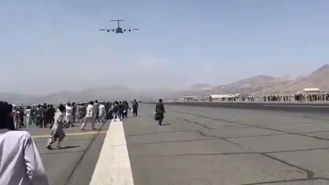 C17 US AIR FORCE Aéroport de Kaboul 15 Aout 2021